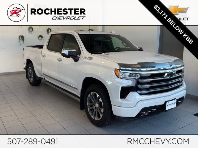 2024 Chevrolet Silverado 1500 High Country in Iridescent Pearl Tricoat — front three-quarter view