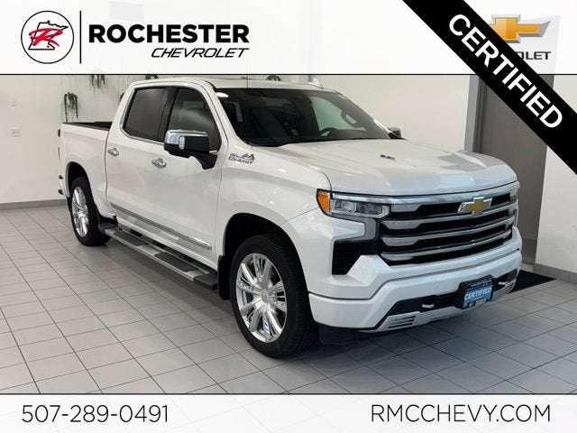2025 Chevrolet Silverado 1500 High Country in Iridescent Pearl Tricoat — front three-quarter view