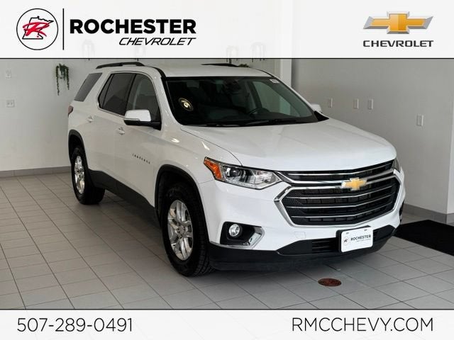 2021 Chevrolet Traverse LT Leather in Summit White — front three-quarter view