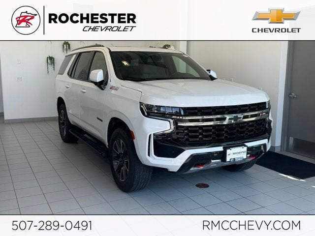 2022 Chevrolet Tahoe Z71 in Iridescent Pearl Tricoat — front three-quarter view