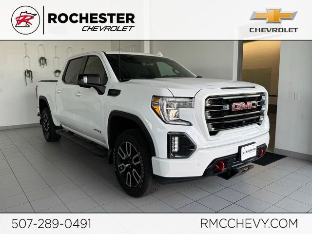 2020 GMC Sierra 1500 AT4 in Summit White — front three-quarter view