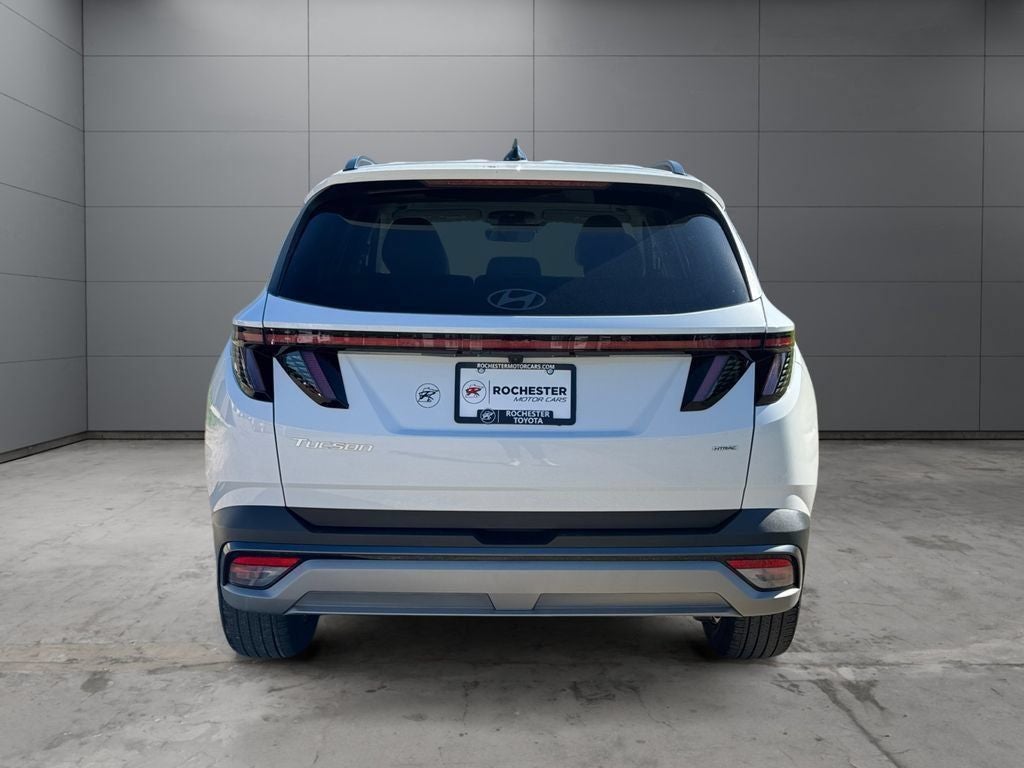 2025 Hyundai Tucson — interior view