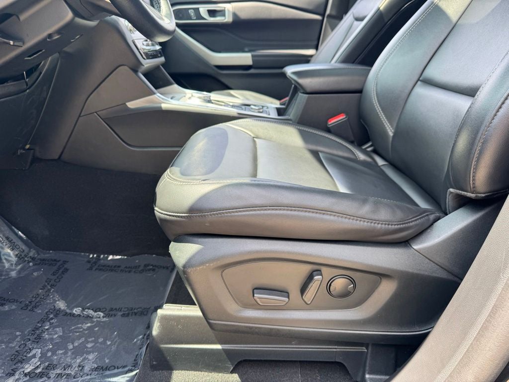 2023 Ford Explorer — interior view