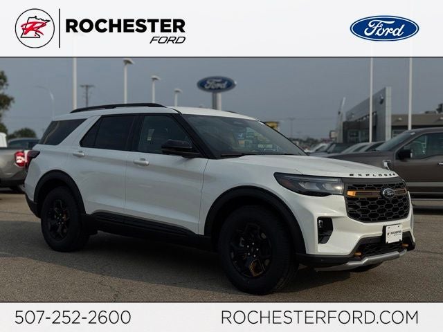 2026 Ford Explorer Tremor w/Blue Cruise + Convenience Pkg in Star White Metallic Tri-Coat — front three-quarter view