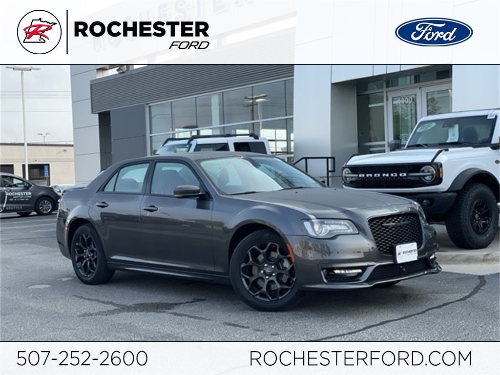 Used 2022 Chrysler 300 Touring L with VIN 2C3CCASG7NH229125 for sale in Rochester, Minnesota