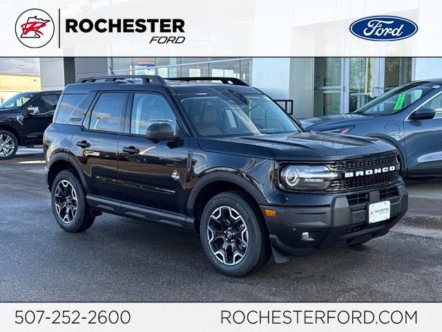 2026 Ford Bronco Sport Outer Banks w/B&O Sound System in Shadow Black — front three-quarter view