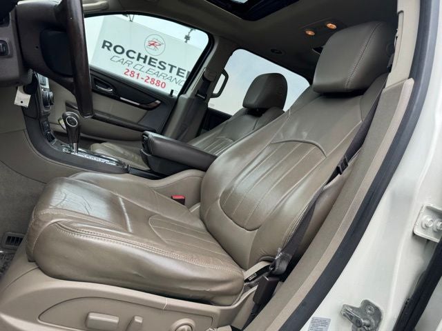 2015 GMC Acadia — detail view