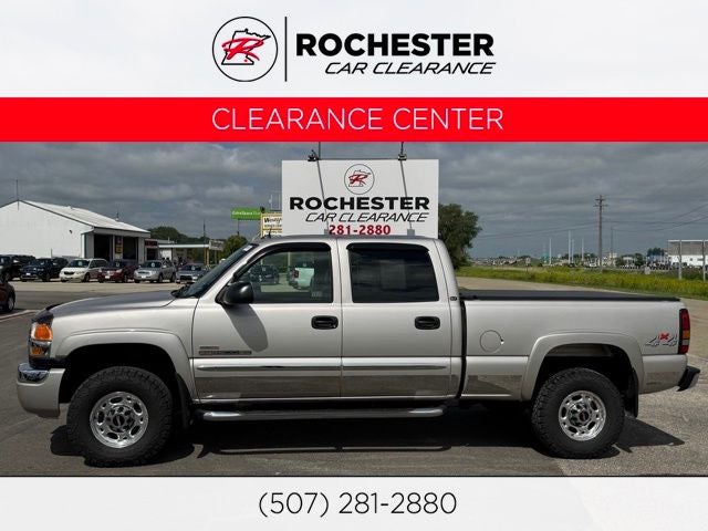 2005 GMC Sierra 2500HD SLT in Silver Birch Metallic — front three-quarter view