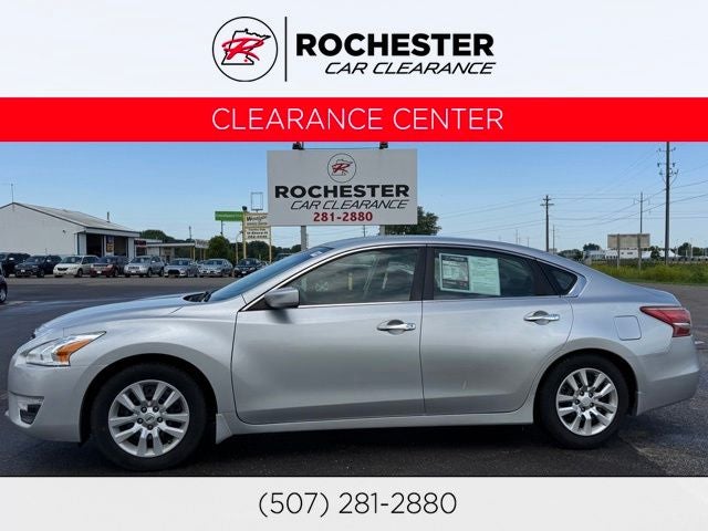 2013 Nissan Altima 2.5 S in Brilliant Silver Metallic — front three-quarter view
