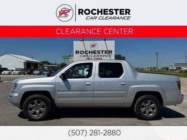 2008 Honda Ridgeline RTX in Silver — front three-quarter view